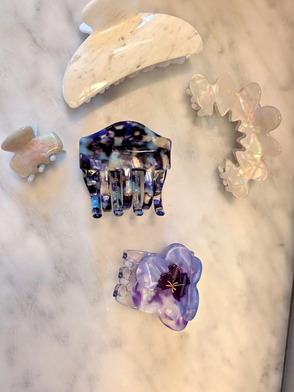 Hair Clip Set in Purple & Multicolor Like New